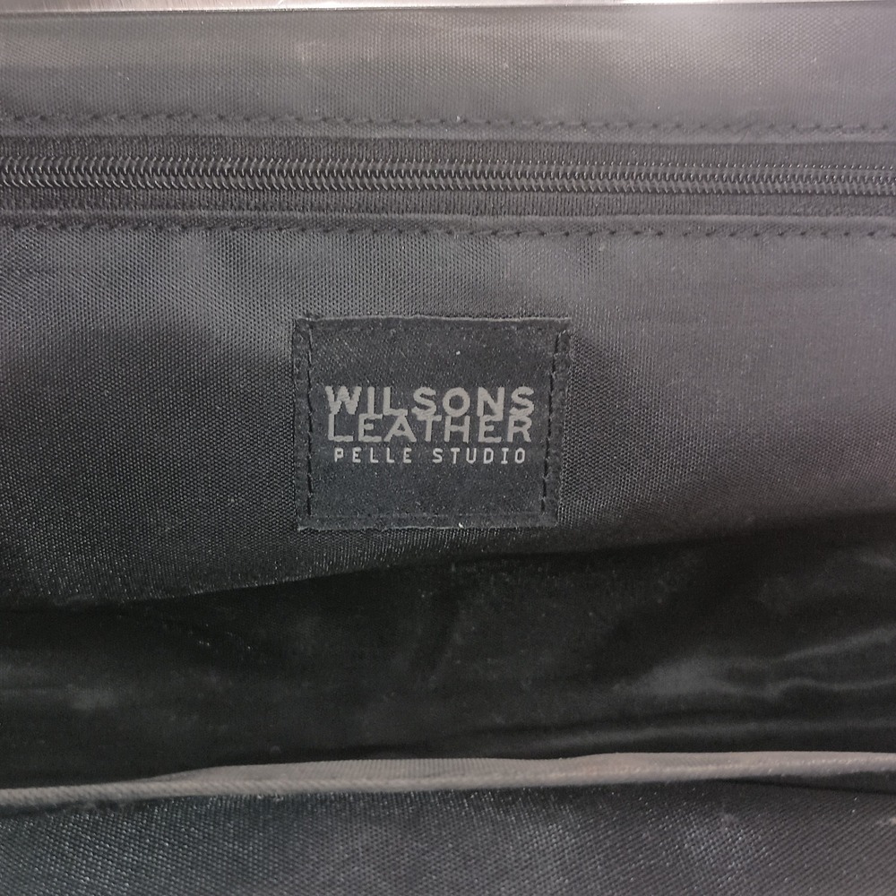 Wilsons leather Black Patent Crinkle Satchel‎ Purse SKUCH127 - Picture 4 of 6